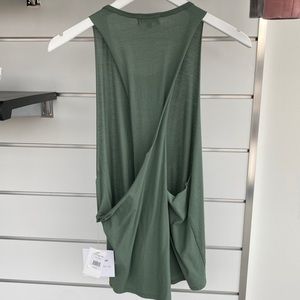 Round the Waist Tank - Aloha Green - Pure Barre